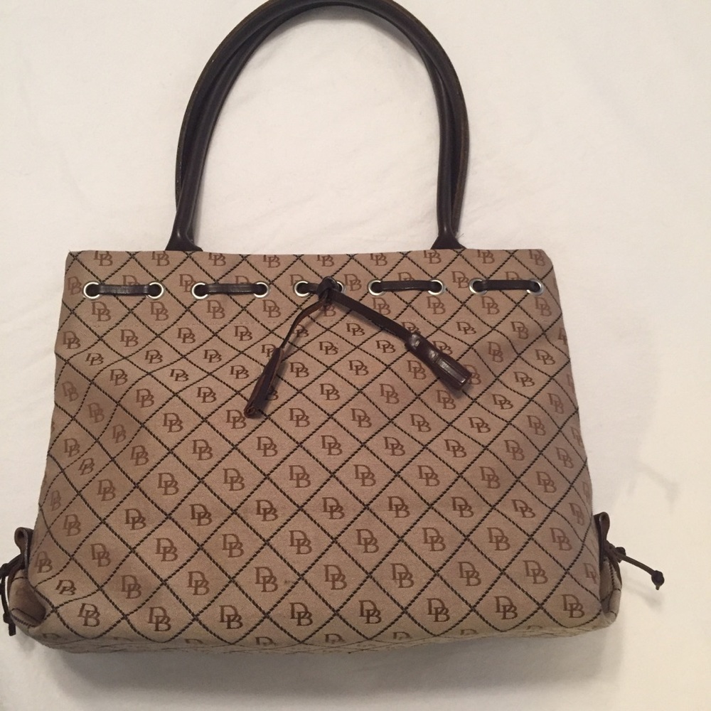 Dooney and Bourke Shoulder Bag